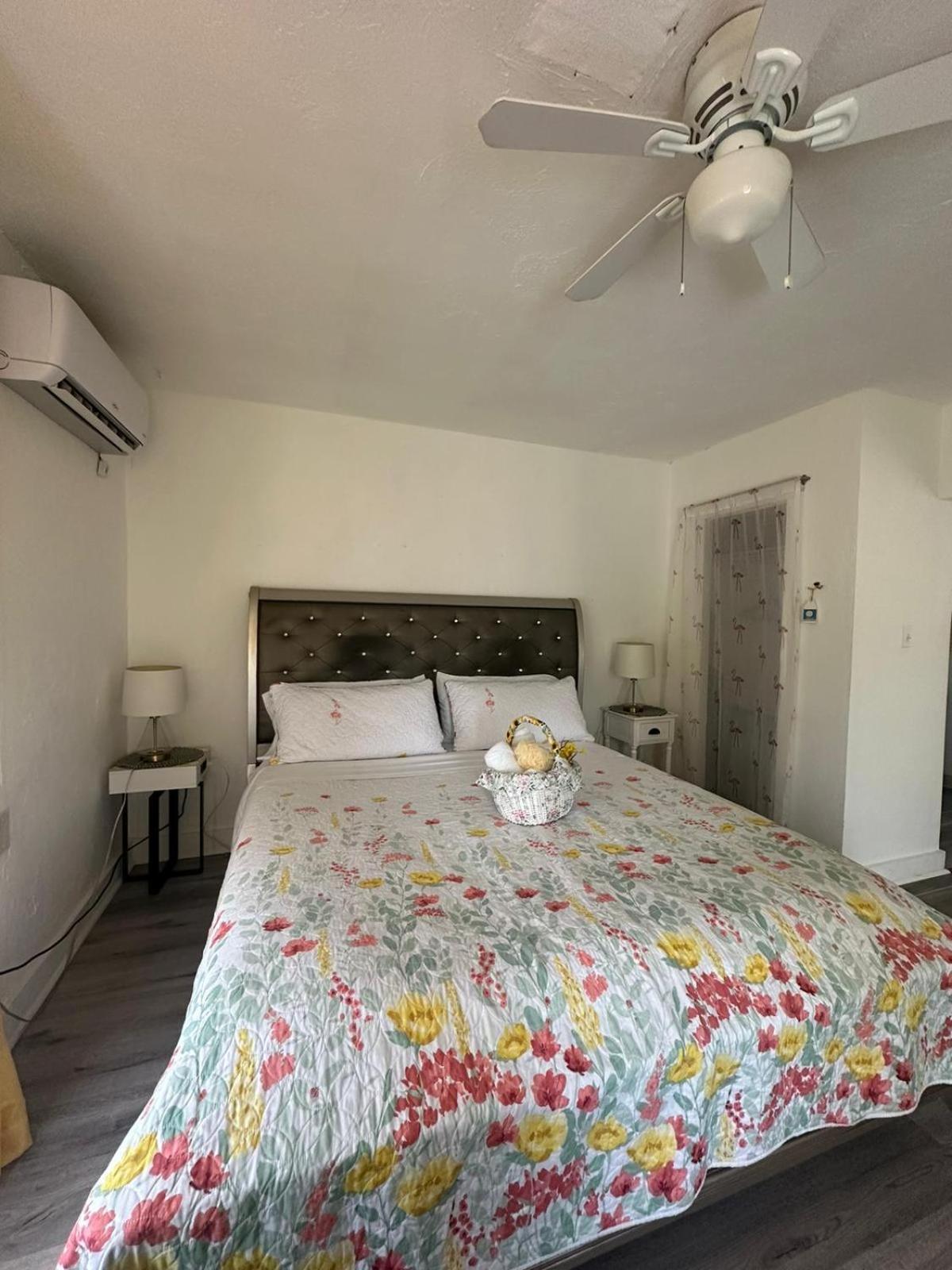 Olive Studio Apart Unit 2 By Pmi West Palm Beach Bagian luar foto